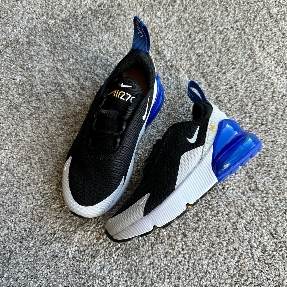 Nike Air Max 270 (Little Kids)